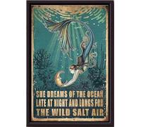 YAASIMOULE Ella sueña con el océano a altas horas de la noche y anhela el aire salado y salvaje. Sirena en lo profundo. Póster enmarcado en lienzo mate.