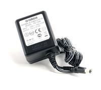 Yamaha PA-130B - Adaptador de alimentación de CA, color negro