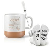 Yaryang 2 Piezas Regalos para Futuro Mamá Papa Taza de Café Calcetines Divertidos Regalo de Anuncio de Embarazo para Embarazadas Amigas Navidad Día de la Madre Día del Padre(Mama, Blanco)