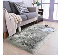 YIHAIC Falso Piel de Carnero Vellón Alfombra, Elegante De Pelo Largo Mullida Excelente Piel Sintética de Calidad Alfombra de Lana (Gris, 50 x 150 cm)