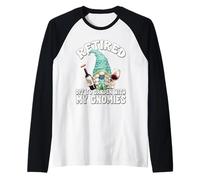 Yoga Retirement GNOME Graphic For Wine Mom Retired Grandma Camiseta Manga Raglan