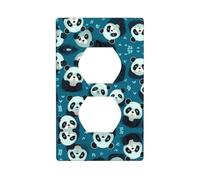 YYHWHJDE Placa de pared de doble enchufe con imagen de oso panda pequeño es resistente a los golpes y duradera, 4.5 x 2.75 pulgadas