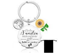 YZLPLP Regalos Anuncio de Embarazo Llavero | Nuestra familia está creciendo, bebé en camino | Bebé llega, Anunciar nacimiento, Llavero, Anuncio sorpresa, Regalo original para anunciar