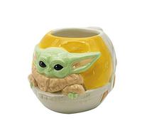 Zak Designs Star Wars The Mandalorian The Child - Taza de café de cerámica esculpida con personaje 3D único, 16 onzas, Baby Yoda in Cradle