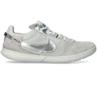 - Zapatilla de fútbol sala Nike Streetgato Niño, Unisex, Smoke Grey-Metallic Silver-Photon Dust, 1,5Y