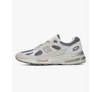 New Balance Unisex MADE in UK 991v2 en Gris/Blanca, Suede/Mesh, Talla 43