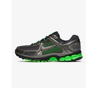 Nike Zoom Vomero 5 SE "Green Strike" - Talla: 44.5 Metallic Pewter / Metallic Pewter - Flat Pewter - Black - Green Strike