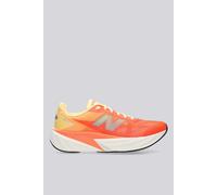 NEW BALANCE FUELCELL REBEL V5 - TALLAS: 8 US 41.5 EU, Color: 3L8