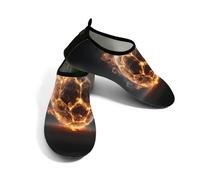 Zapatos acuáticos de playa para mujeres y hombres, de secado rápido, transpirables, antideslizantes, para piscina, surf, fútbol americano en llamas, color negro, naranja negro, 38.5/39.5 EU