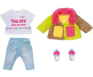 Zapf Creation Baby Born Deluxe Abrigo de Colores 43 cm, para niños a Partir de 3 años, Fácil de Usar para Manos pequeñas, Incluye Abrigo, Camisa, Pantalones y Zapatos