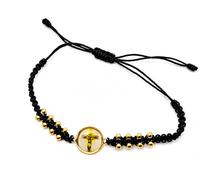 Zaraleas - Pulsera sagrada con diseño de Nuestro Señor Jesucristo crucificado, pulsera de protección de icono sagrado, unisex, hecha a mano, cuentas doradas, tamaño ajustable