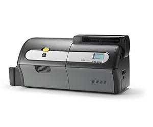 Zebra ZXP7 impresora de tarjeta plástica Pintar por sublimación/Transferencia térmica Color 300 x 300 DPI - Impresora de tarjetas (Pintar por sublimación/Transferencia térmica, 300 x 300 DPI, 1375 tarjeta/h, 300 tarjeta/h, 225 tarjeta/h, PVC, Compuesto de PVC)