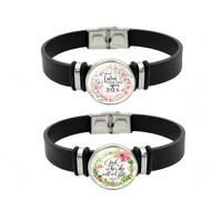 ZENRUIMING Juego de 2 pulseras inspiradoras de cuero con versículo bíblico, joyería cristiana con dije de cristal, "Turn Your Eyes Upon Jesus" "God Is in Her, She Will Not Fall"