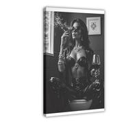 ZJIXAOSD Lienzo moderno con texto en inglés "Charming And Rebellious", diseño de mujer en blanco y negro fumando y bebiendo actitud de lujo, póster moderno para pared, pinturas para sala de estar