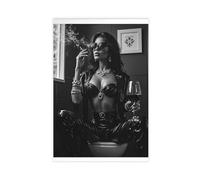 ZJIXAOSD Lienzo moderno con texto en inglés "Charming And Rebellious", diseño de mujer en blanco y negro fumando y bebiendo actitud de lujo, póster moderno para pared, pinturas para sala de estar