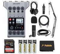 Zoom PodTrak P4 - Paquete de grabadora multipista con un kit de micrófono, auriculares, parabrisas, soporte de micrófono de mesa, cable XLR, brazo de brazo, tarjeta microSD de 64 GB y baterías AA de