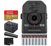 Zoom Q2n-4K - Adaptador de clip de micrófono para grabadora de video de ultra alta definición BCQ-2n + tarjeta de memoria extrema de 64 GB + pilas AA - Paquete de accesorios definitivo