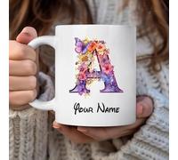 zouwii Taza de café de cerámica con nombre personalizado de 11 oz, con estampado de 26 flores y letras, ideal como regalo para el Día de la Madre, el Día del Padre, Navidad y cumpleaños.