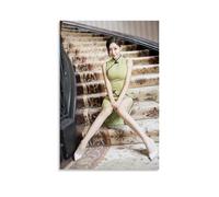 ZOZO HOUSE Girl in Sexy Cheongsam Sitting on The Stairs - Impresión de imagen de 40 x 60 cm