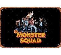 Zuhhgii Letrero retro de hojalata The Monster Squad, clásico de culto, horror, años 80, vintage, divertido, novedoso, letreros de metal, cueva, hombre, cueva, letreros humorísticos, películas, música
