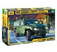 Zvezda - Vehículo Blinde Gas Tiger, Z3668, no informado.